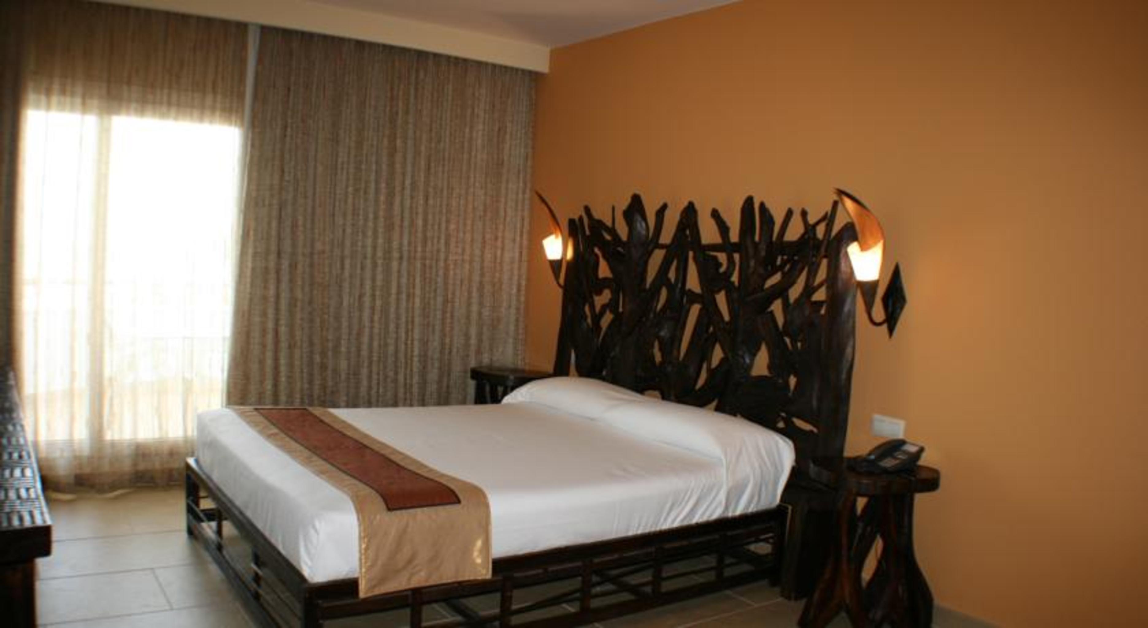 El Cortijo De Zahara By Qhotels 萨阿拉德洛斯阿图内斯 外观 照片