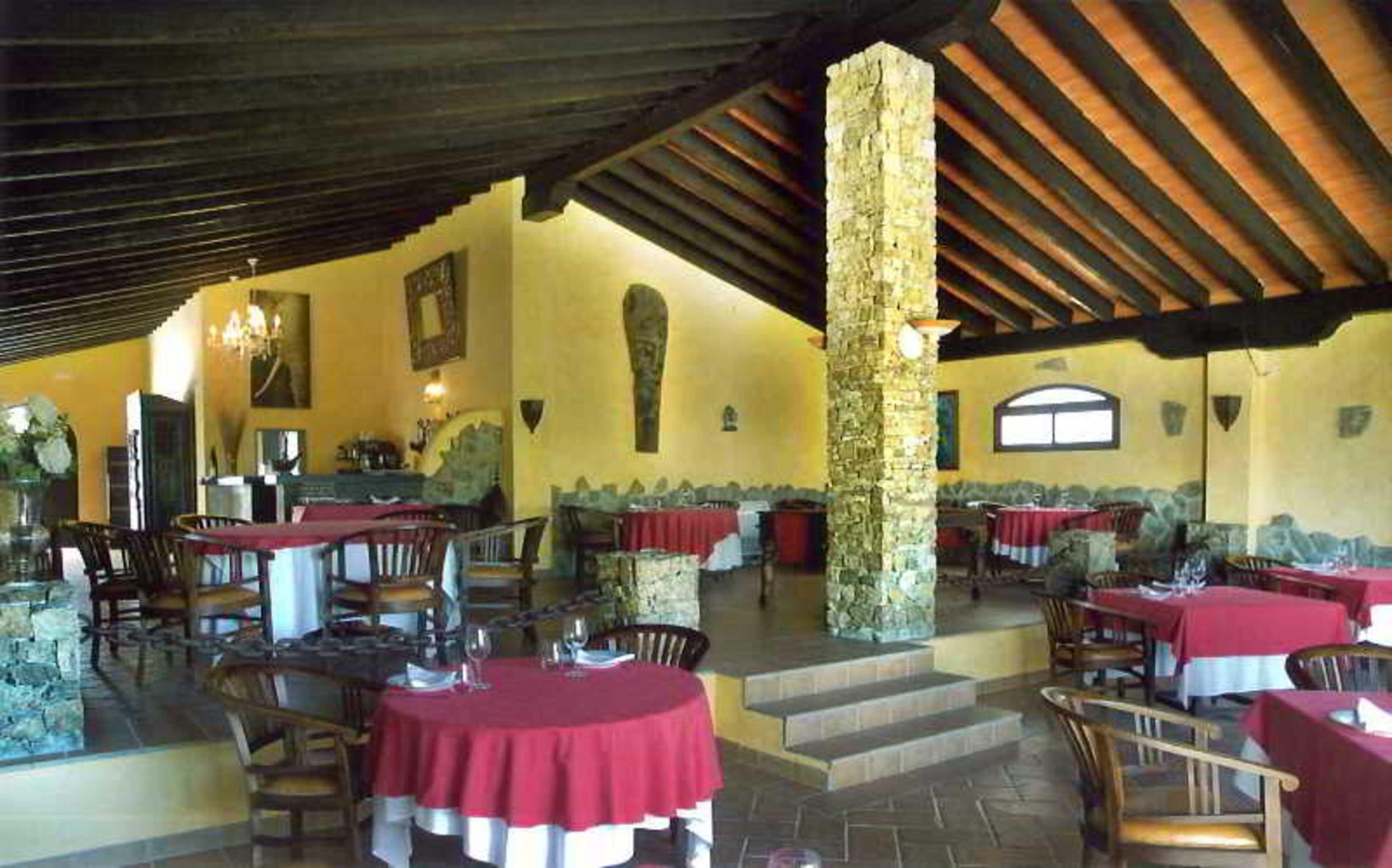 El Cortijo De Zahara By Qhotels 萨阿拉德洛斯阿图内斯 外观 照片